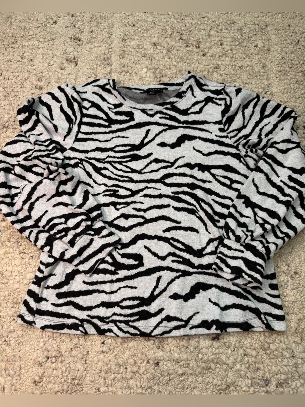 Social Standard by Sanctuary Zebra Print Long Sleeve Top - Black & White
